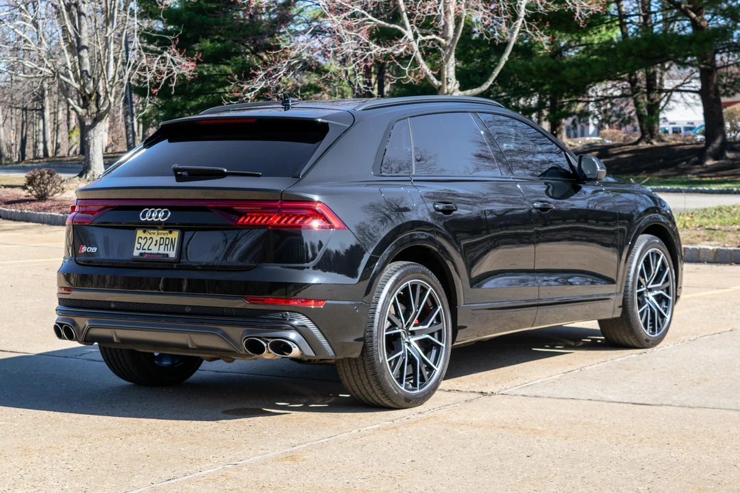 2022 Audi SQ8 - Image 10 of 31