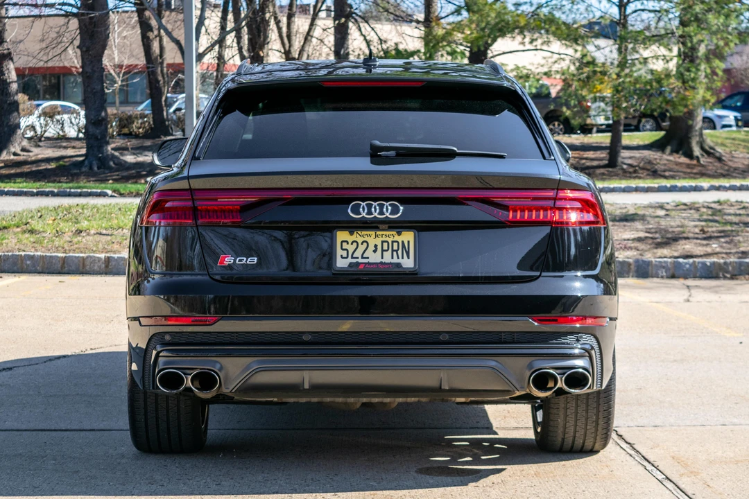 2022 Audi SQ8 - Image 5 of 31
