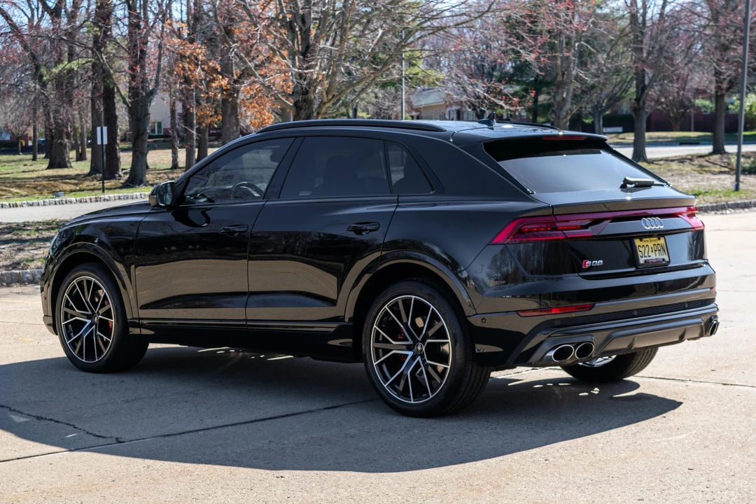2022 Audi SQ8 - Image 4 of 31