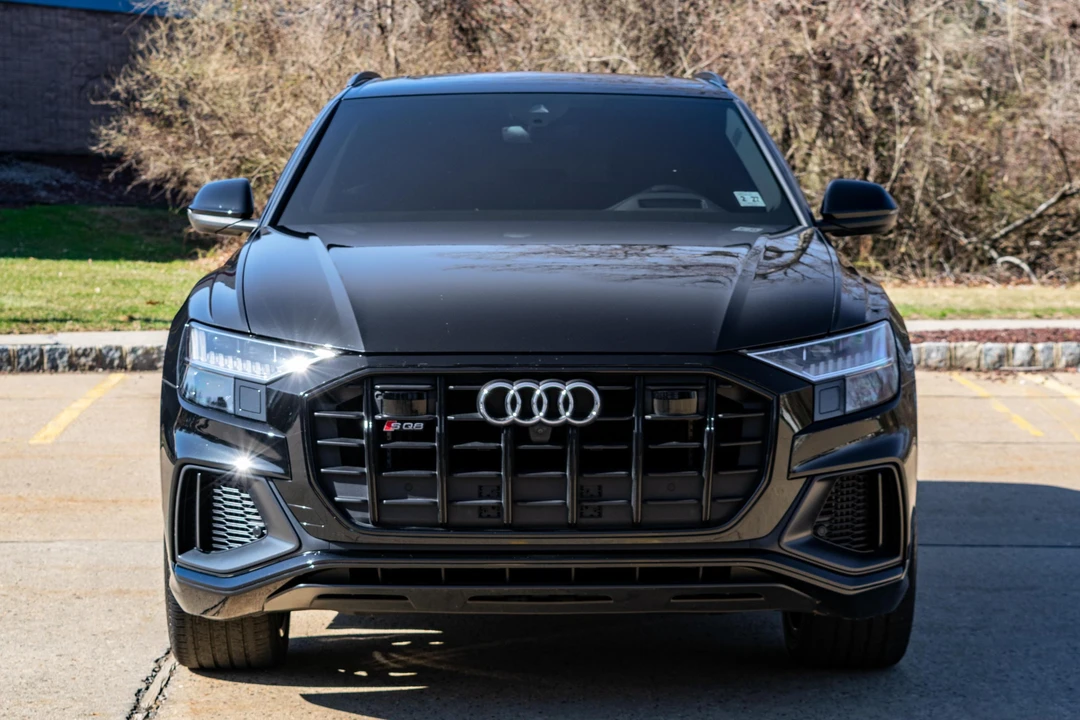 2022 Audi SQ8 - Image 2 of 31