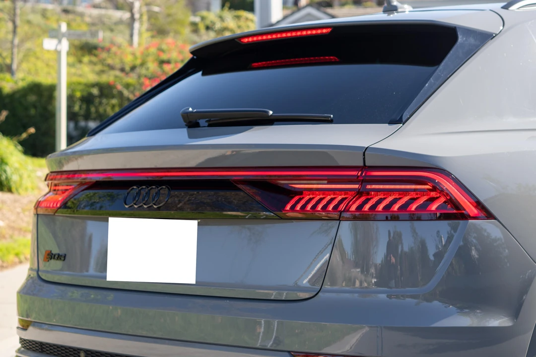 2022 Audi SQ8 - Image 25 of 31