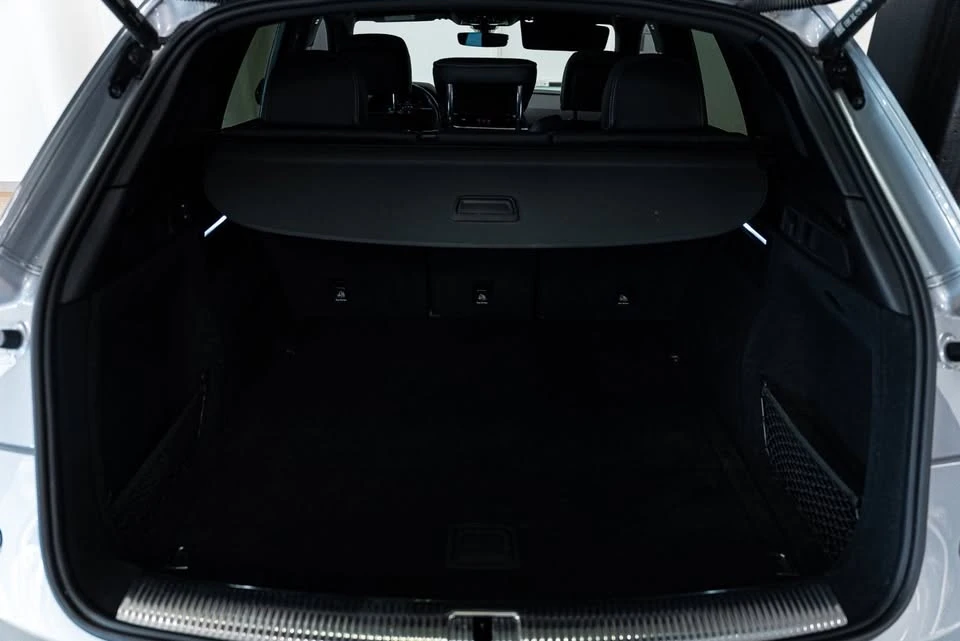 2022 Audi FY SQ5 - Image 10 of 20