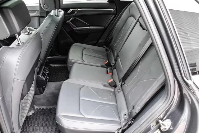 2022 Audi Q4 e-tron - Image 9 of 10