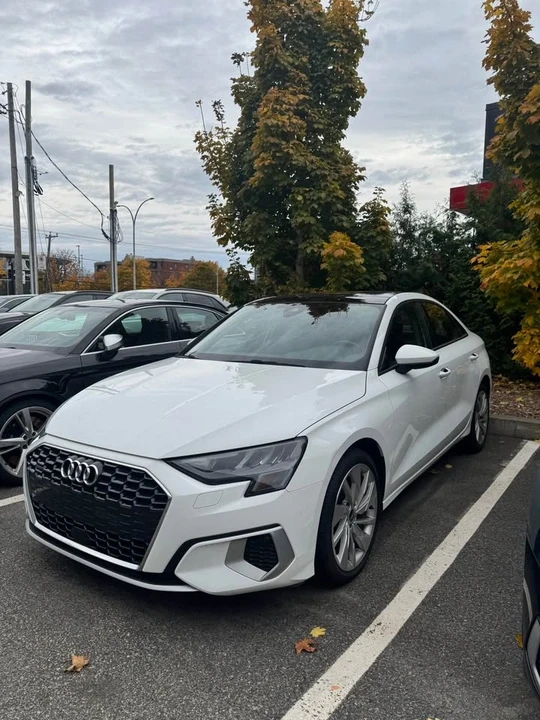 2022 Audi 8Y A3 - Image 2 of 9
