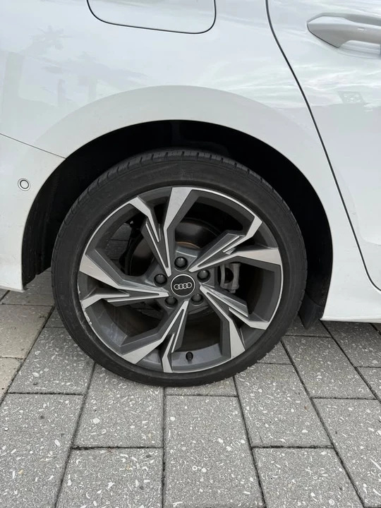 2022 Audi 8Y A3 - Image 13 of 18