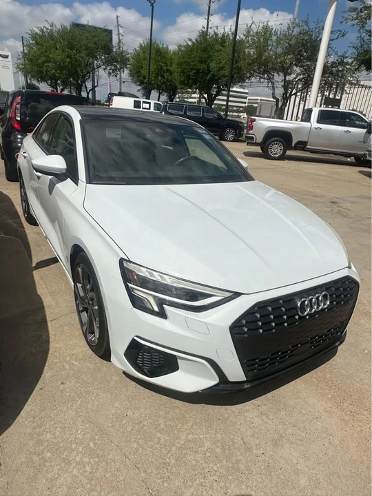 2022 Audi 8Y A3 - Image 2 of 8