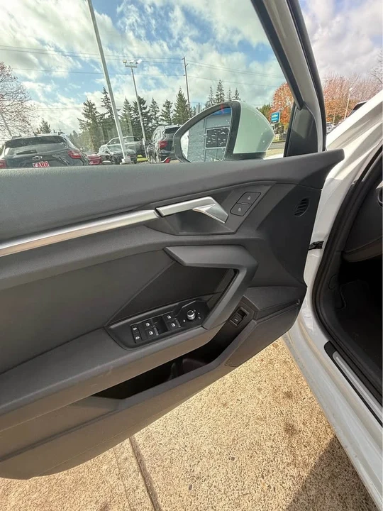 2022 Audi 8Y A3 - Image 9 of 13