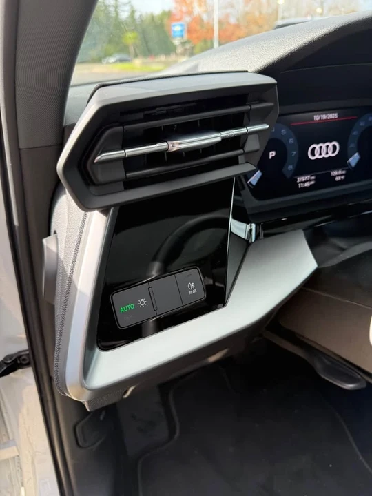 2022 Audi 8Y A3 - Image 10 of 13