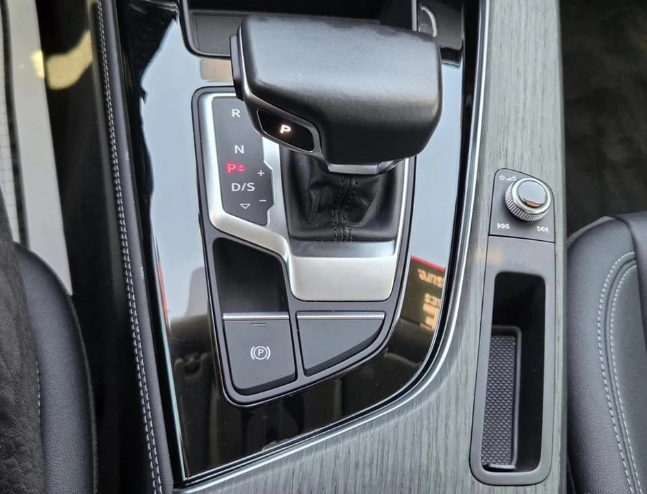 2022 Audi B9 A4 - Image 14 of 20