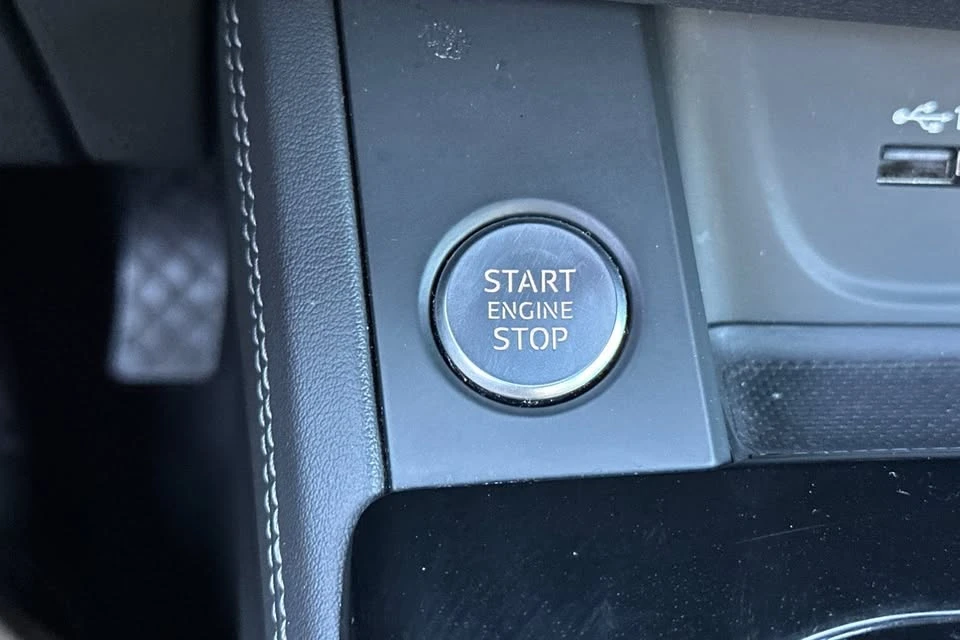 2022 Audi B9 A4 - Image 17 of 19