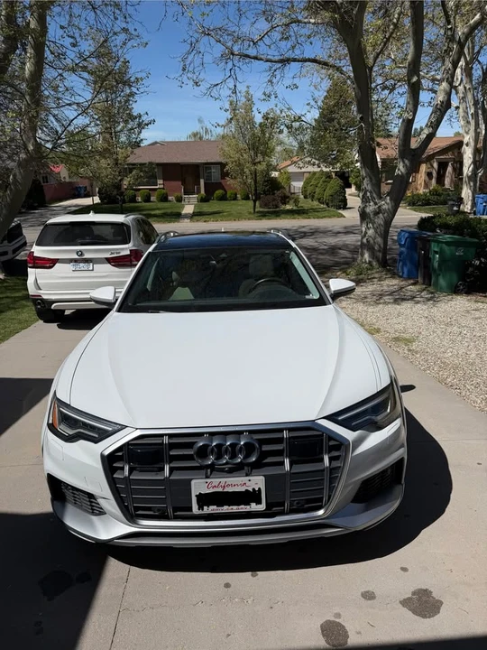 2022 Audi Allroad - Image 2 of 10