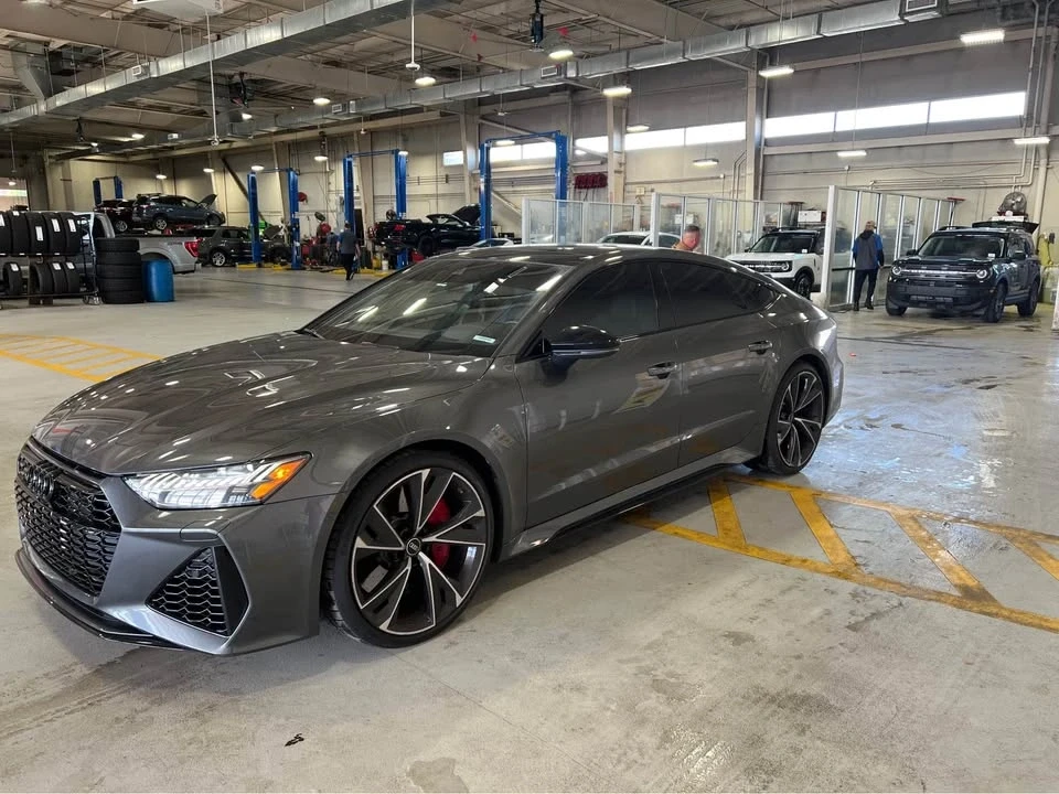 2022 Audi C8 RS7 - Image 2 of 9