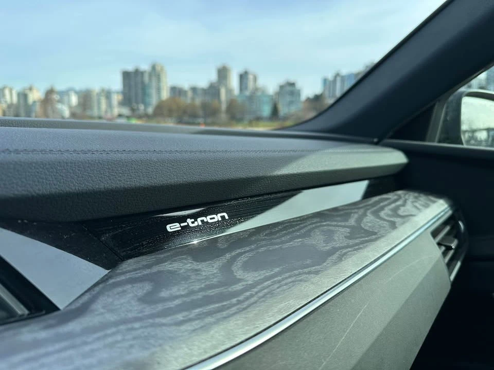 2022 Audi Q4 e-tron - Image 18 of 20