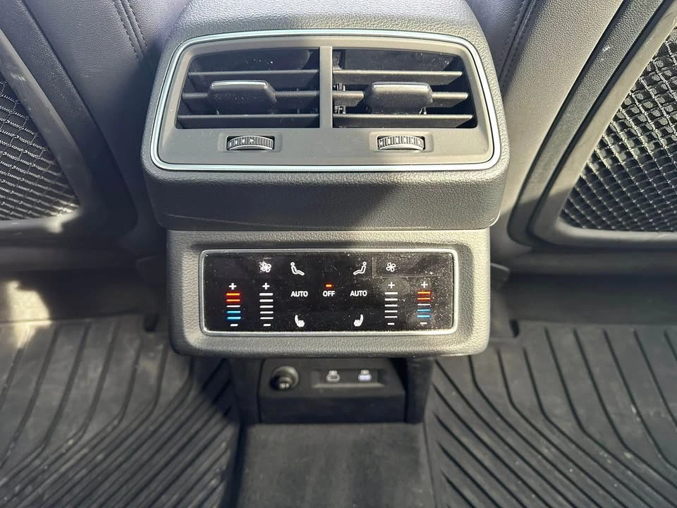 2022 Audi Q4 e-tron - Image 14 of 20