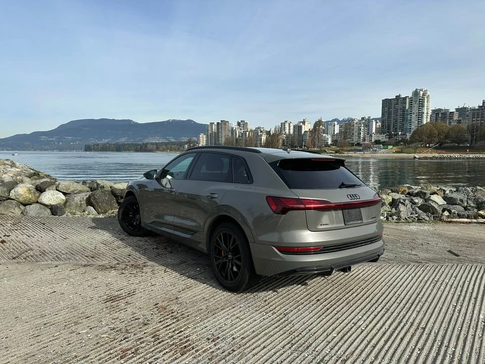 2022 Audi Q4 e-tron - Image 2 of 20