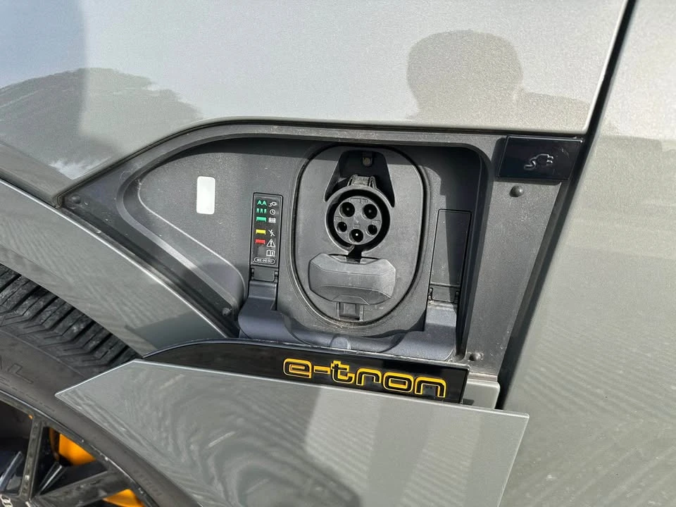 2022 Audi Q4 e-tron - Image 19 of 20