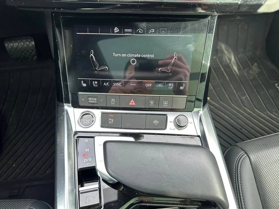 2022 Audi Q4 e-tron - Image 12 of 20