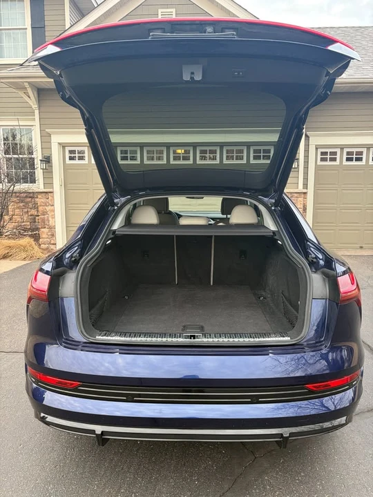 2022 Audi Q4 e-tron - Image 11 of 13