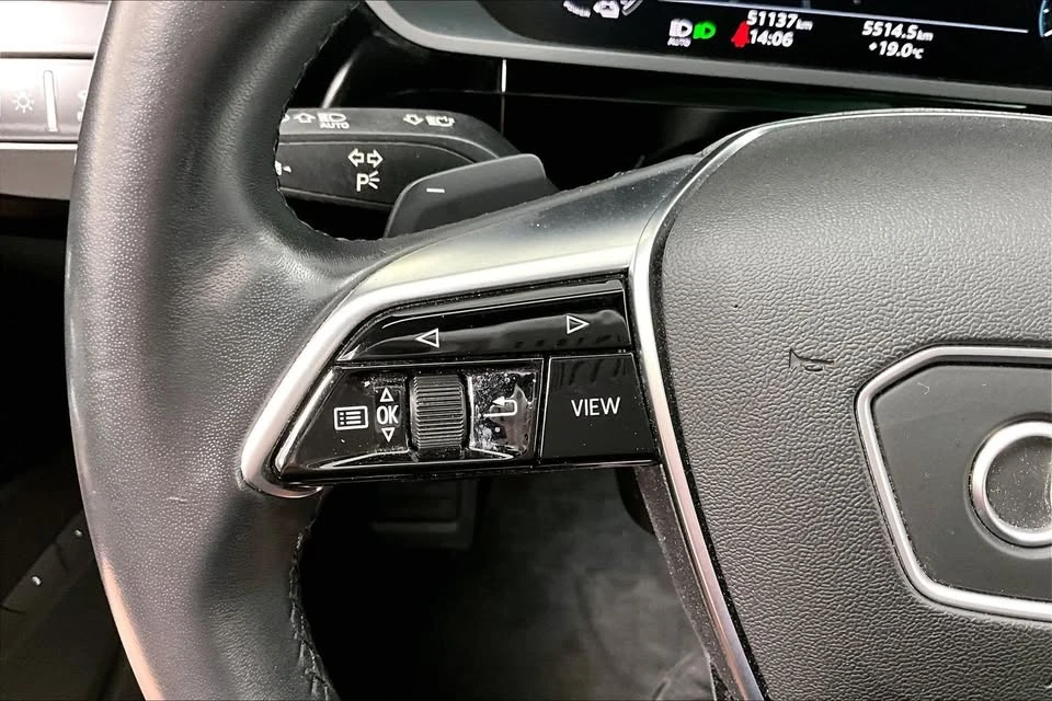 2022 Audi e-tron - Image 15 of 19