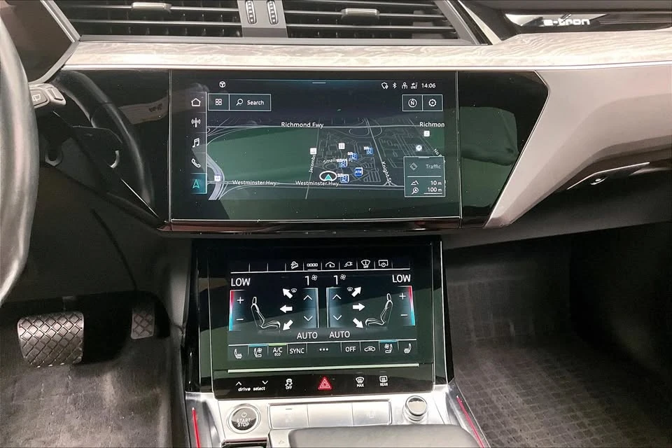2022 Audi e-tron - Image 10 of 19