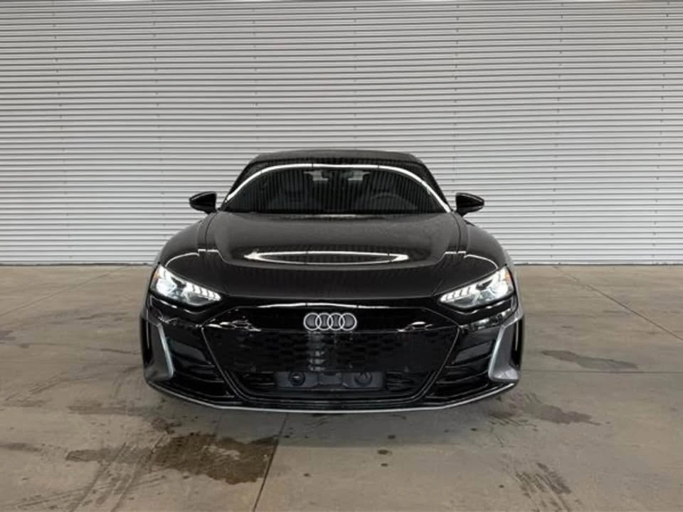 2022 Audi e-tron GT - Image 2 of 11