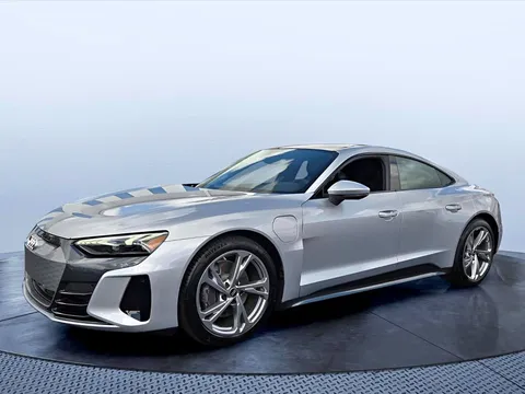 2022 Audi e-tron GT Premium Plus