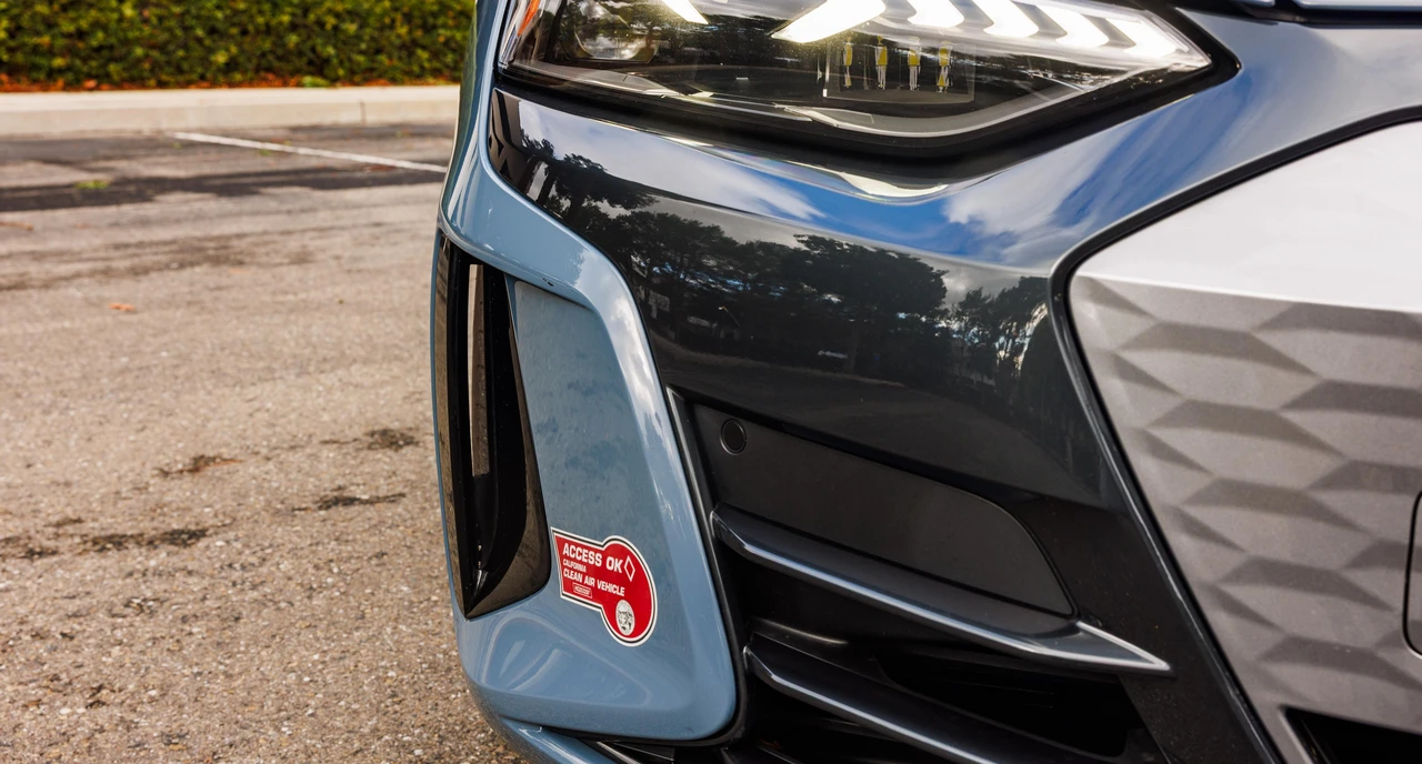 2022 Audi e-tron GT - Image 20 of 31