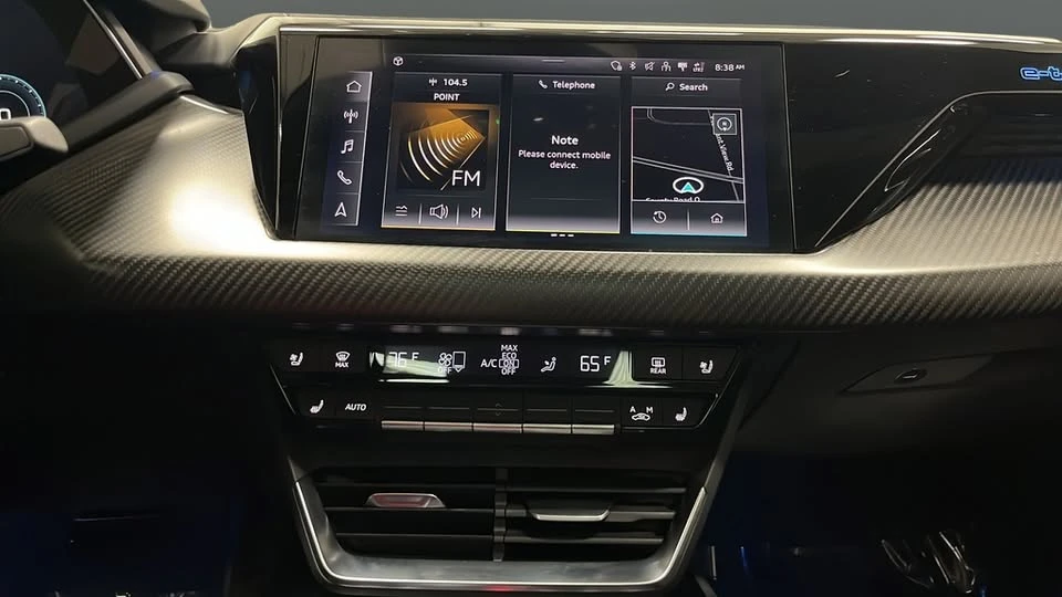 2022 Audi e-tron GT - Image 12 of 20