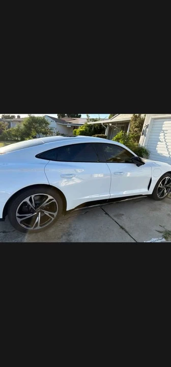 2022 Audi e-tron GT - Image 7 of 7