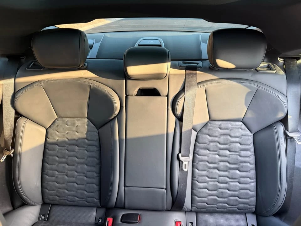 2022 Audi e-tron GT - Image 18 of 18