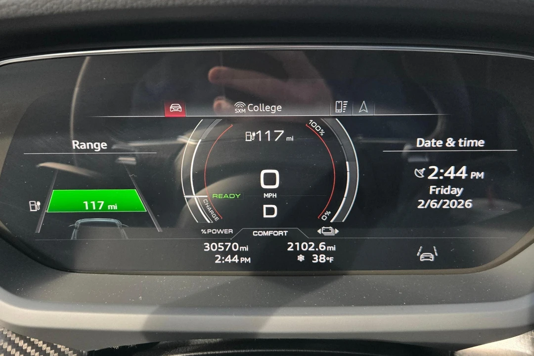 2022 Audi e-tron GT - Image 20 of 31