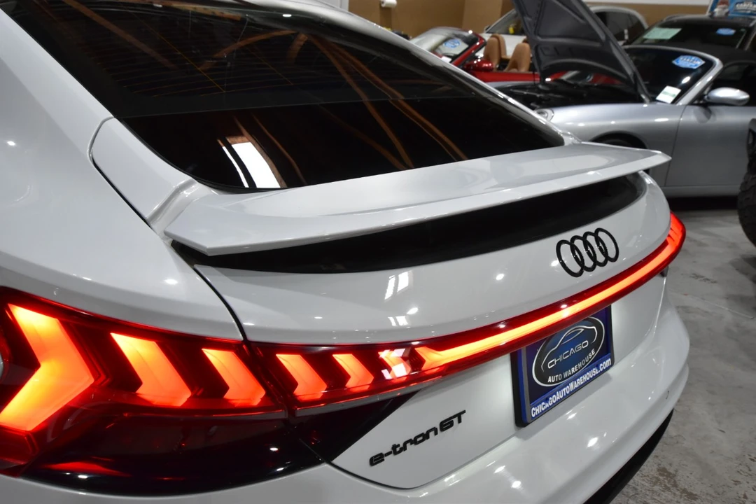 2022 Audi e-tron GT - Image 13 of 21