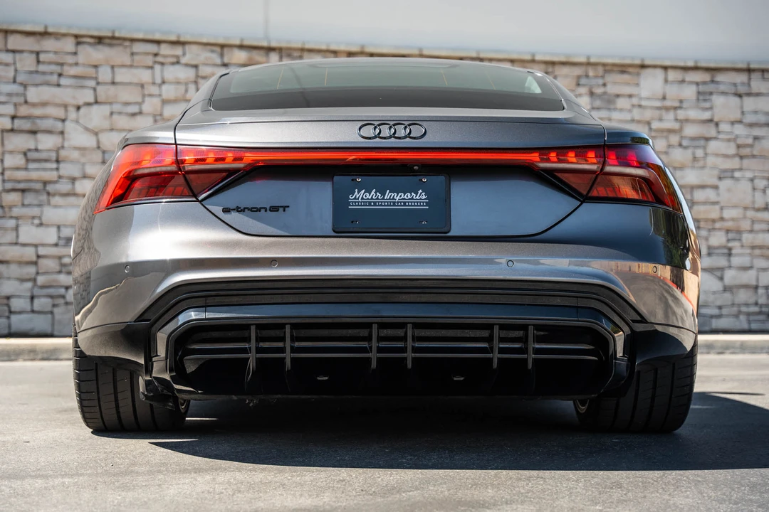 2022 Audi e-tron GT - Image 21 of 31