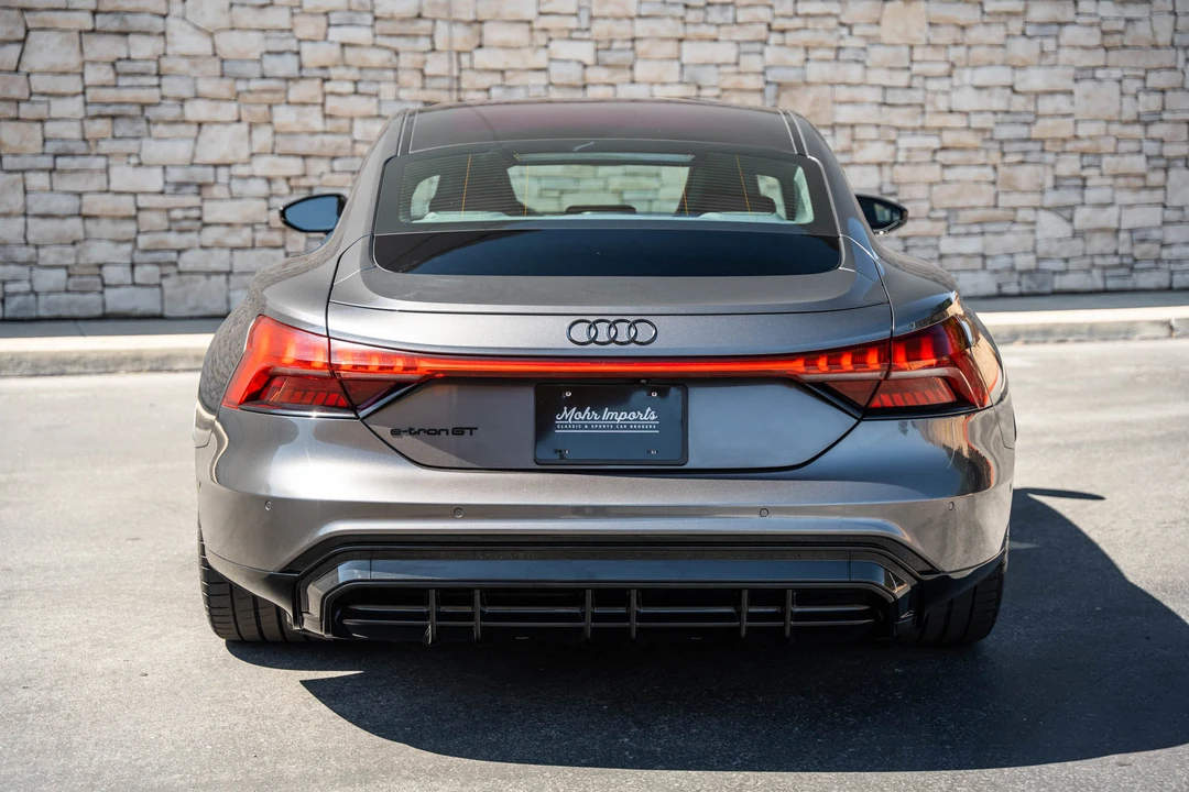 2022 Audi e-tron GT - Image 20 of 31