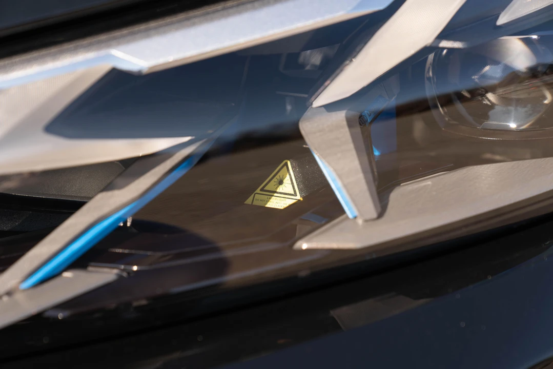 2022 Audi e-tron GT - Image 16 of 31