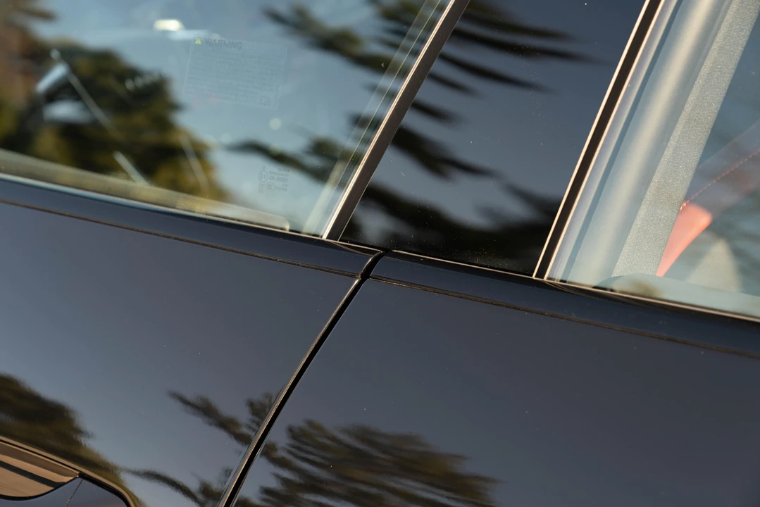 2022 Audi e-tron GT - Image 26 of 31