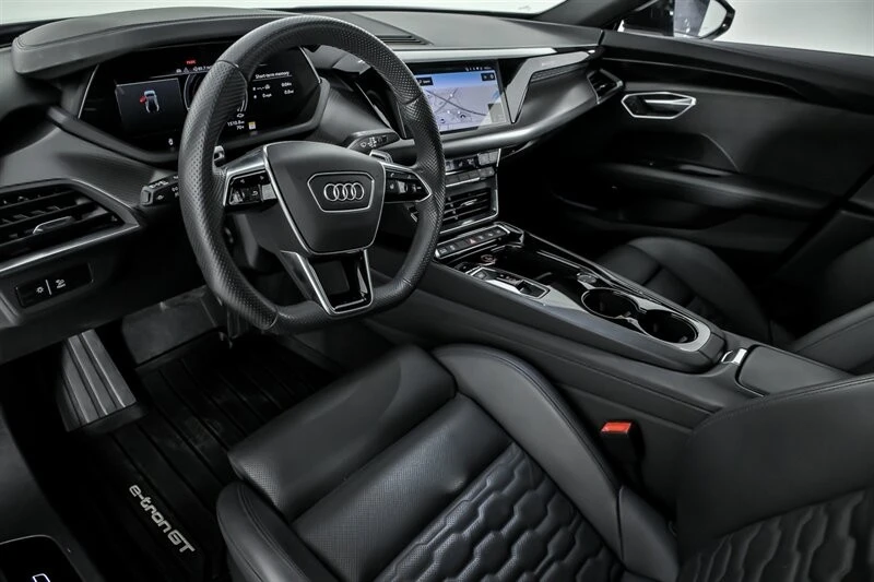 2022 Audi e-tron GT - Image 20 of 21