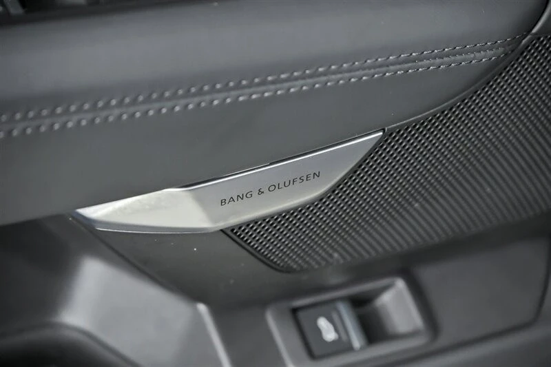 2022 Audi e-tron GT - Image 19 of 21