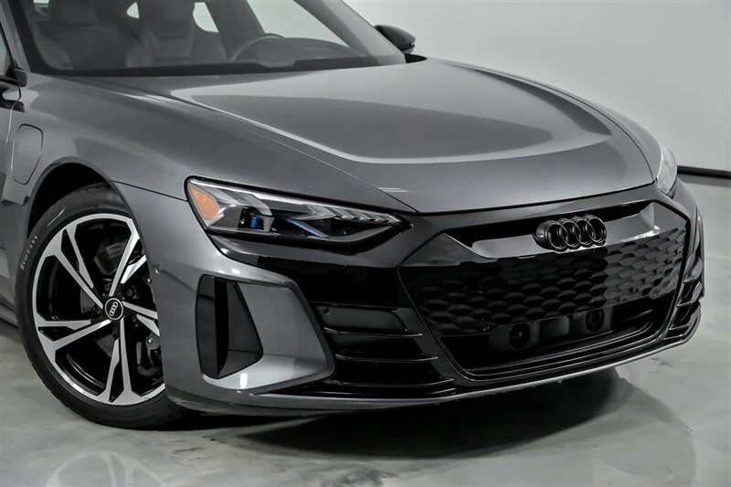 2022 Audi e-tron GT - Image 3 of 21