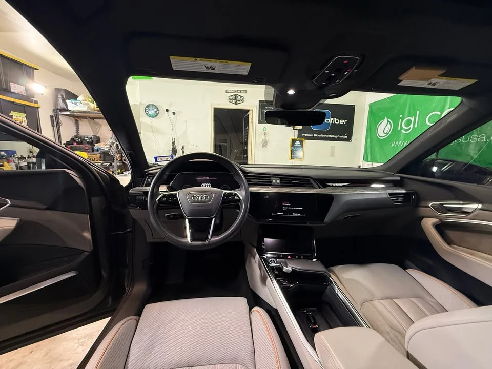 2022 Audi e-tron - Image 3 of 7
