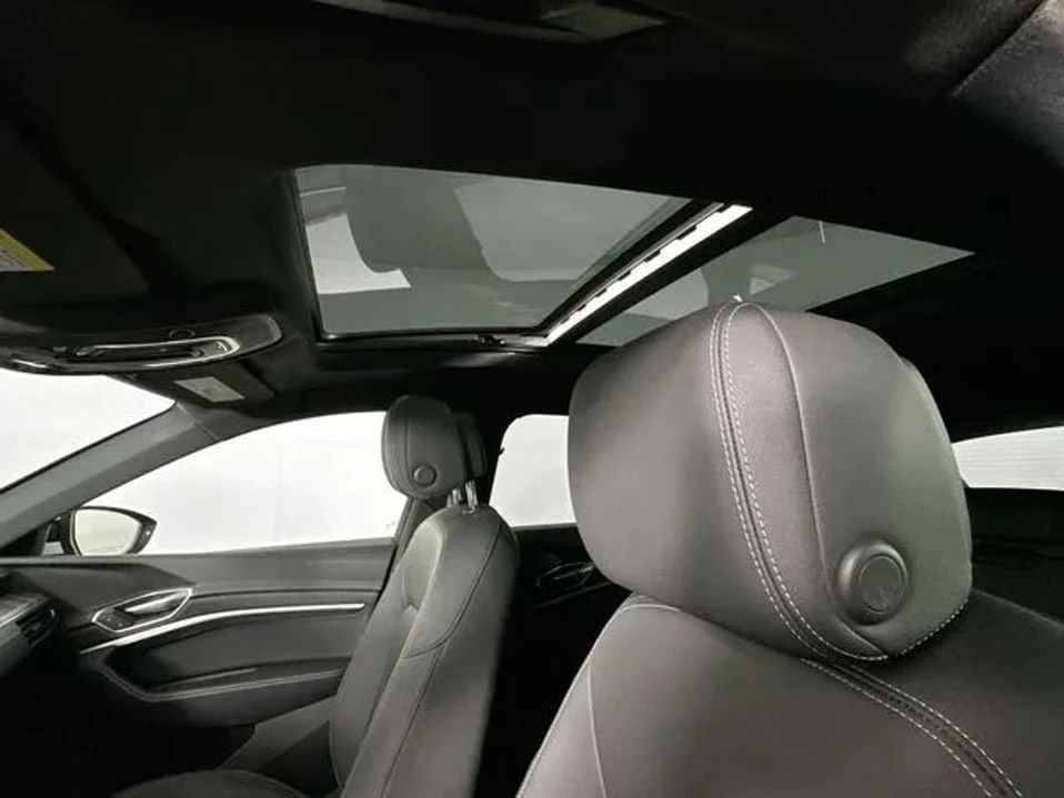 2022 Audi e-tron - Image 20 of 20