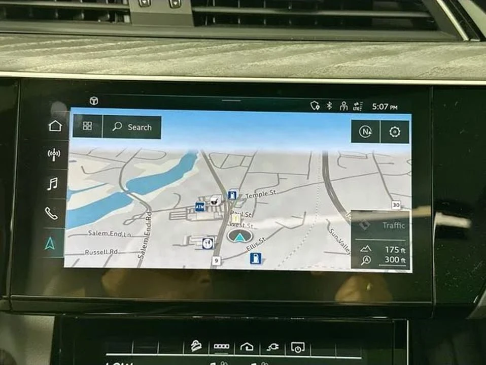2022 Audi e-tron - Image 13 of 20