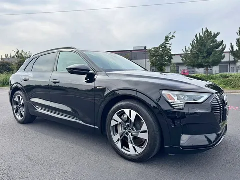 2022 Audi e-tron