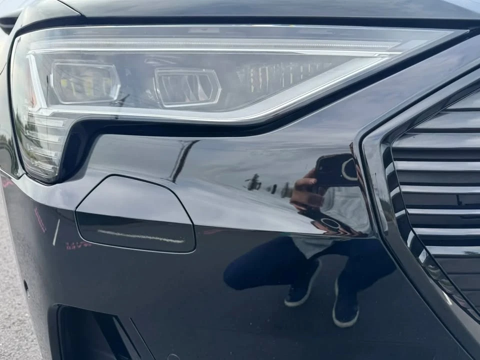 2022 Audi e-tron - Image 15 of 20