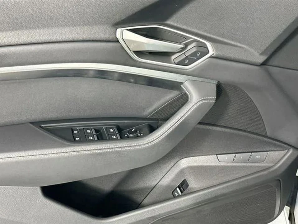 2022 Audi e-tron - Image 20 of 20
