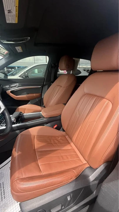 2022 Audi e-tron - Image 8 of 9