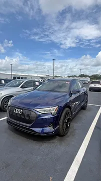 2022 Audi e-tron Premium