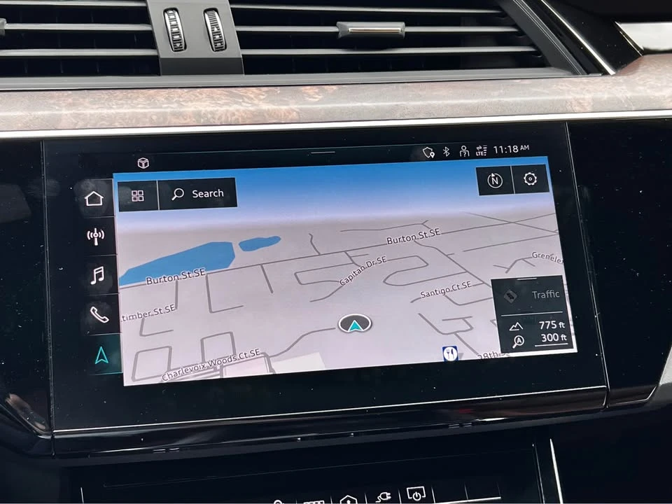 2022 Audi e-tron - Image 11 of 13