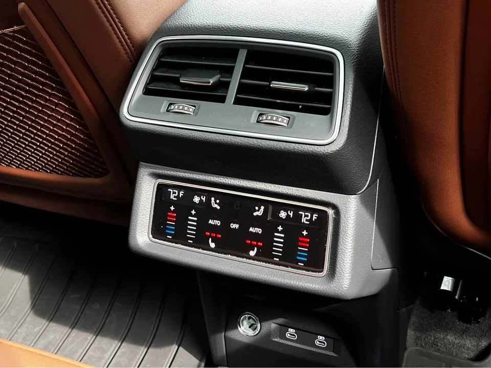 2022 Audi e-tron - Image 8 of 13