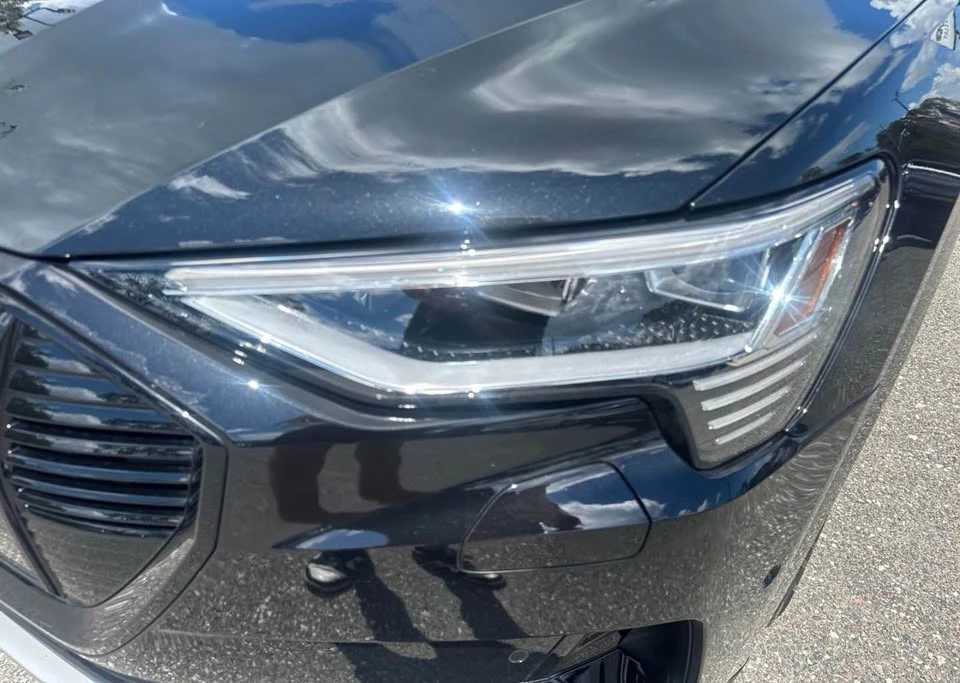 2022 Audi e-tron - Image 5 of 15